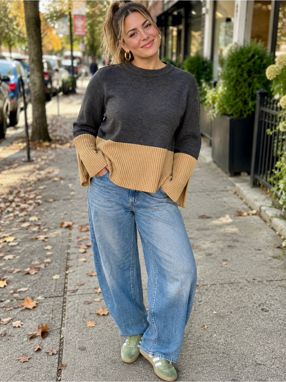 Colorblock Sweater Charcoal & Camel | Split Sleeve Cuff | Size M/L